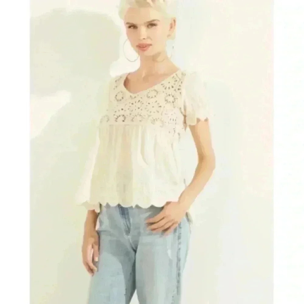 GUESS sz M - nwt - Picture 4 of 8